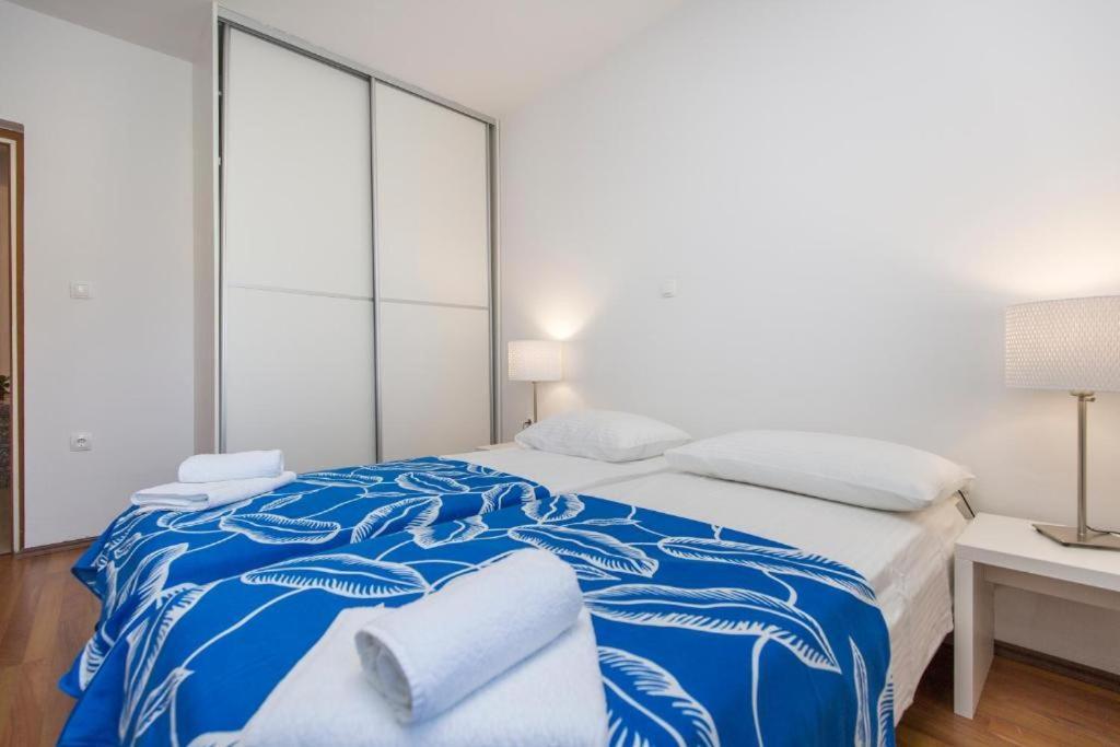 Apartments "Alen" Nedeščina エクステリア 写真