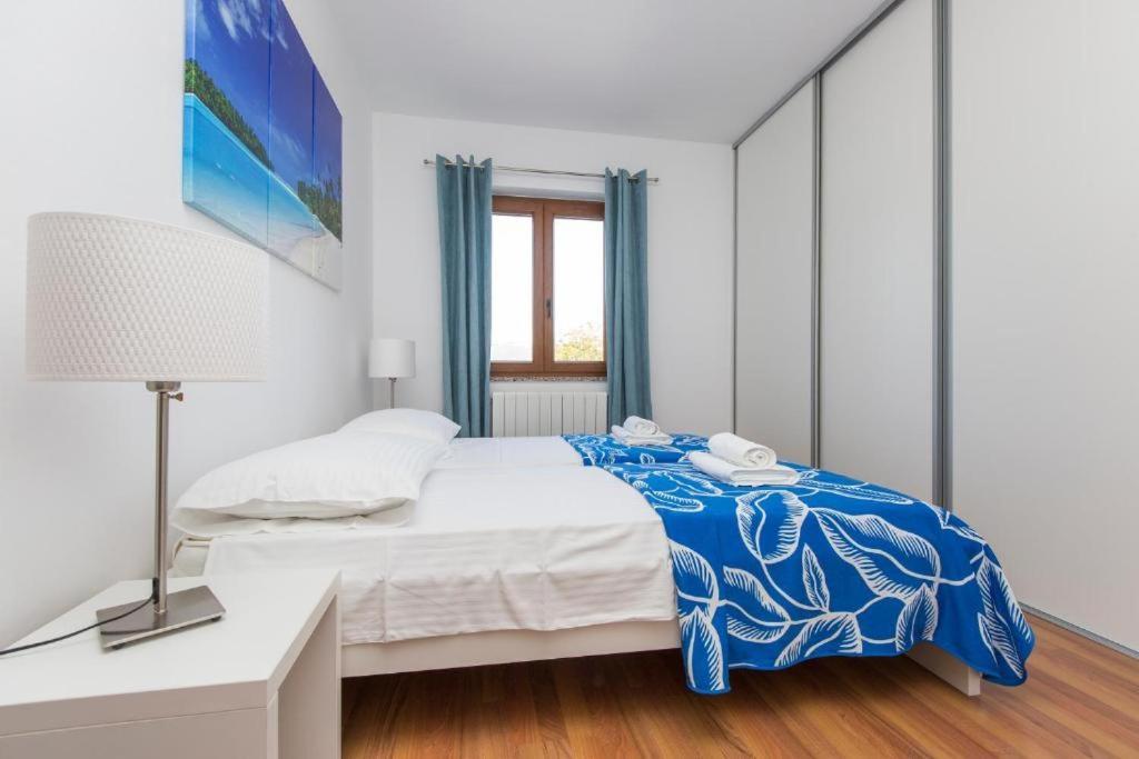 Apartments "Alen" Nedeščina エクステリア 写真