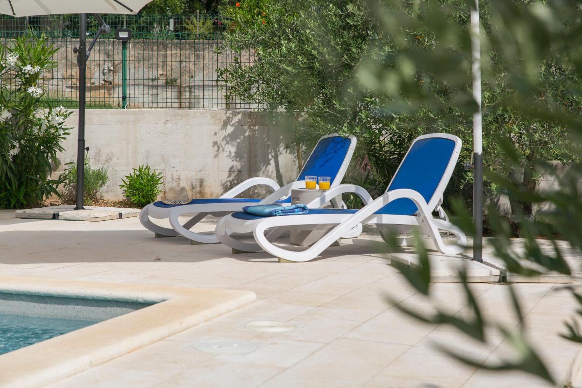 Apartments "Alen" Nedeščina エクステリア 写真